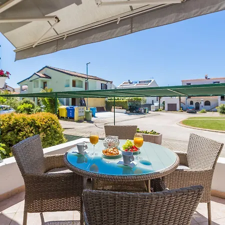 Lichtdurchflutetes Nur 500 Meter Zum Mit Privater Terrasse Apartment *