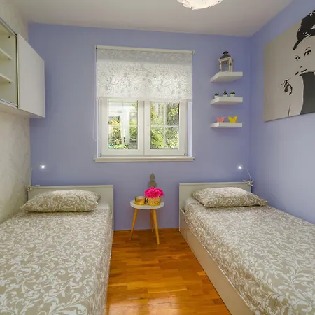 Apartment Lichtdurchflutetes Nur 500 Meter Zum Mit Privater Terrasse *